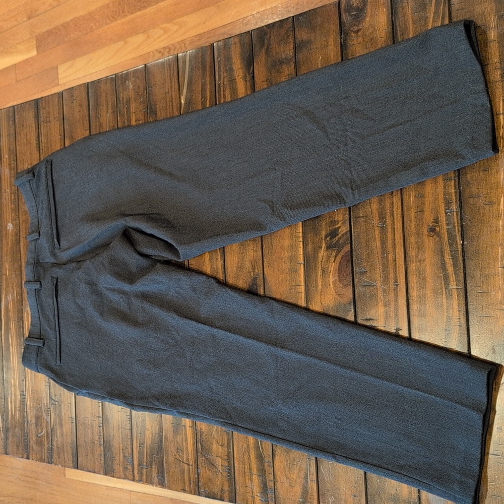 Quince Ultra Stretch 24/7 Smart Chino Pants 30x28 - Picture 9 of 9